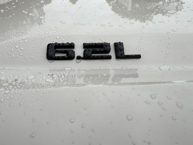 New 2026 Chevrolet Silverado 1500 RST w/ Dark Appearance Package AWD/4WD image 9