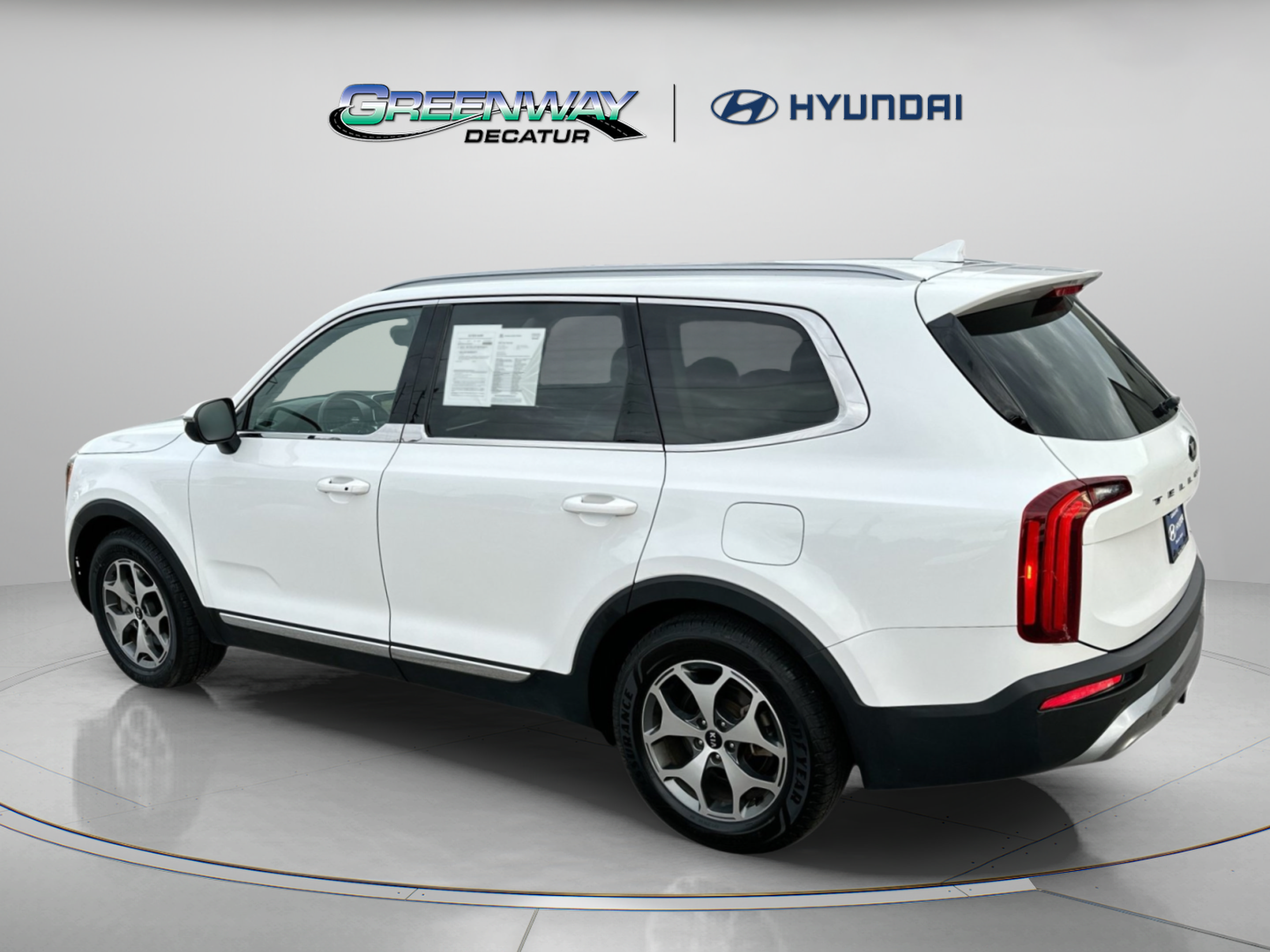 Used 2020 Kia Telluride EX w/ Towing Package FWD image 6