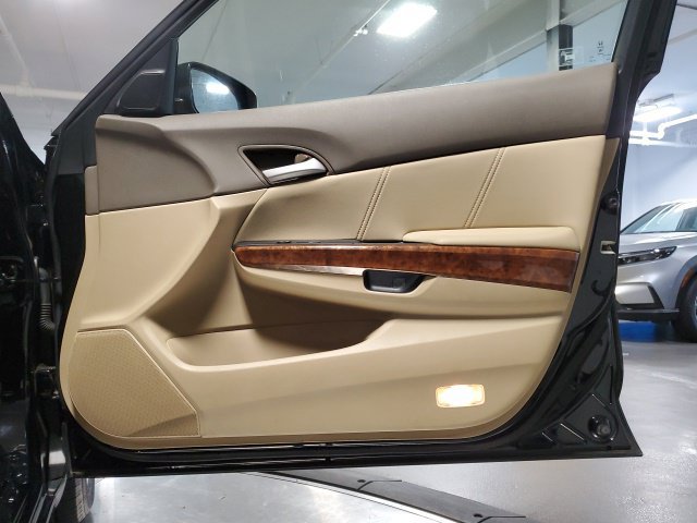 Used 2009 Honda Accord EX-L image 25