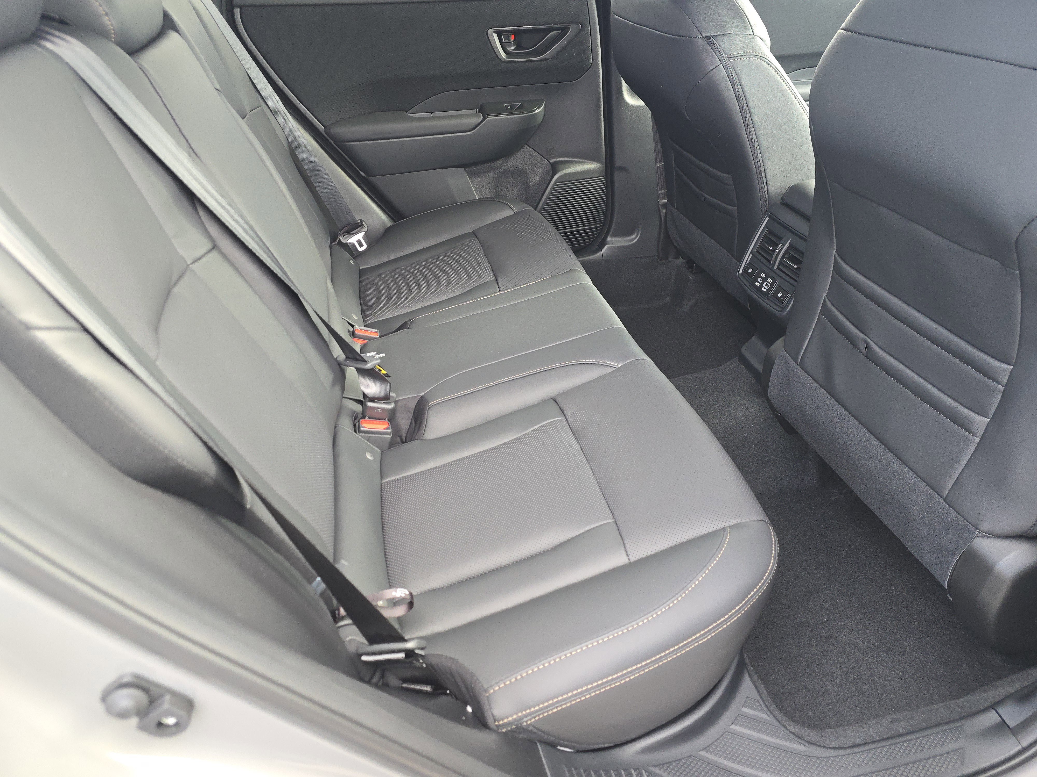 New 2026 Subaru Outback Limited w/ Premium/Limited Plus Package image 18