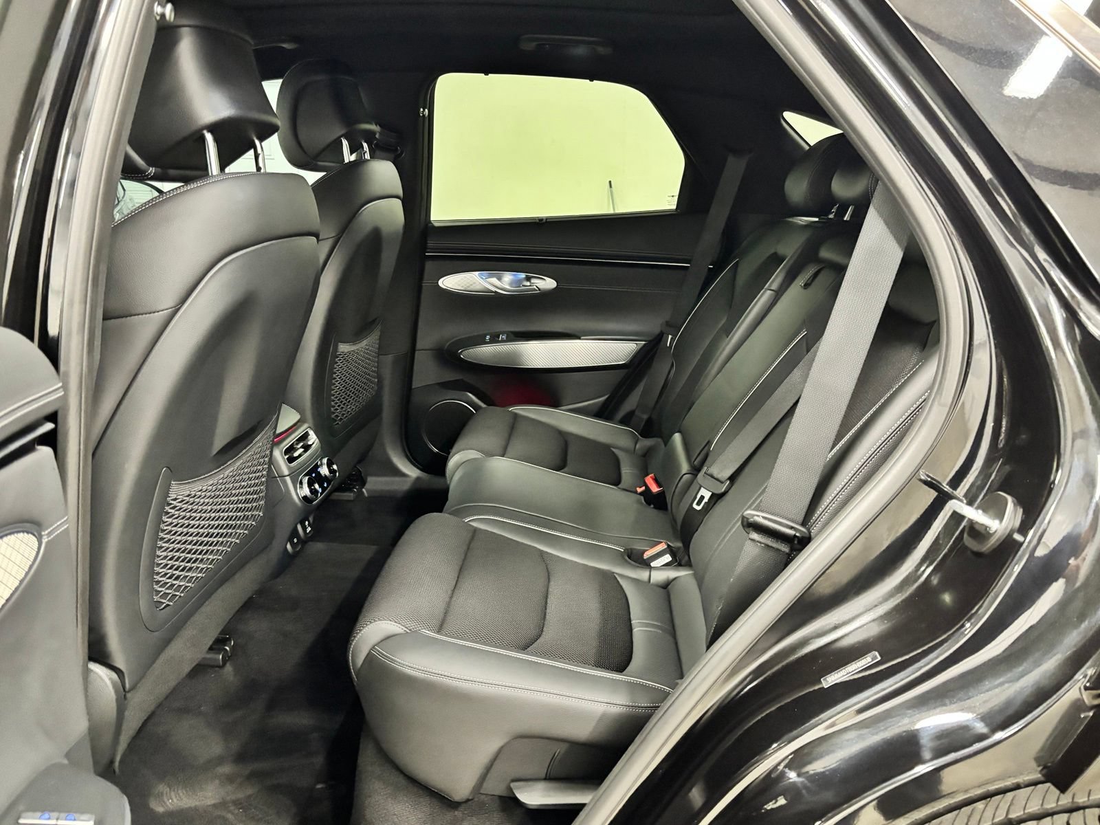 Used 2024 Genesis GV70 2.5T w/ Sport Prestige Package AWD/4WD image 19