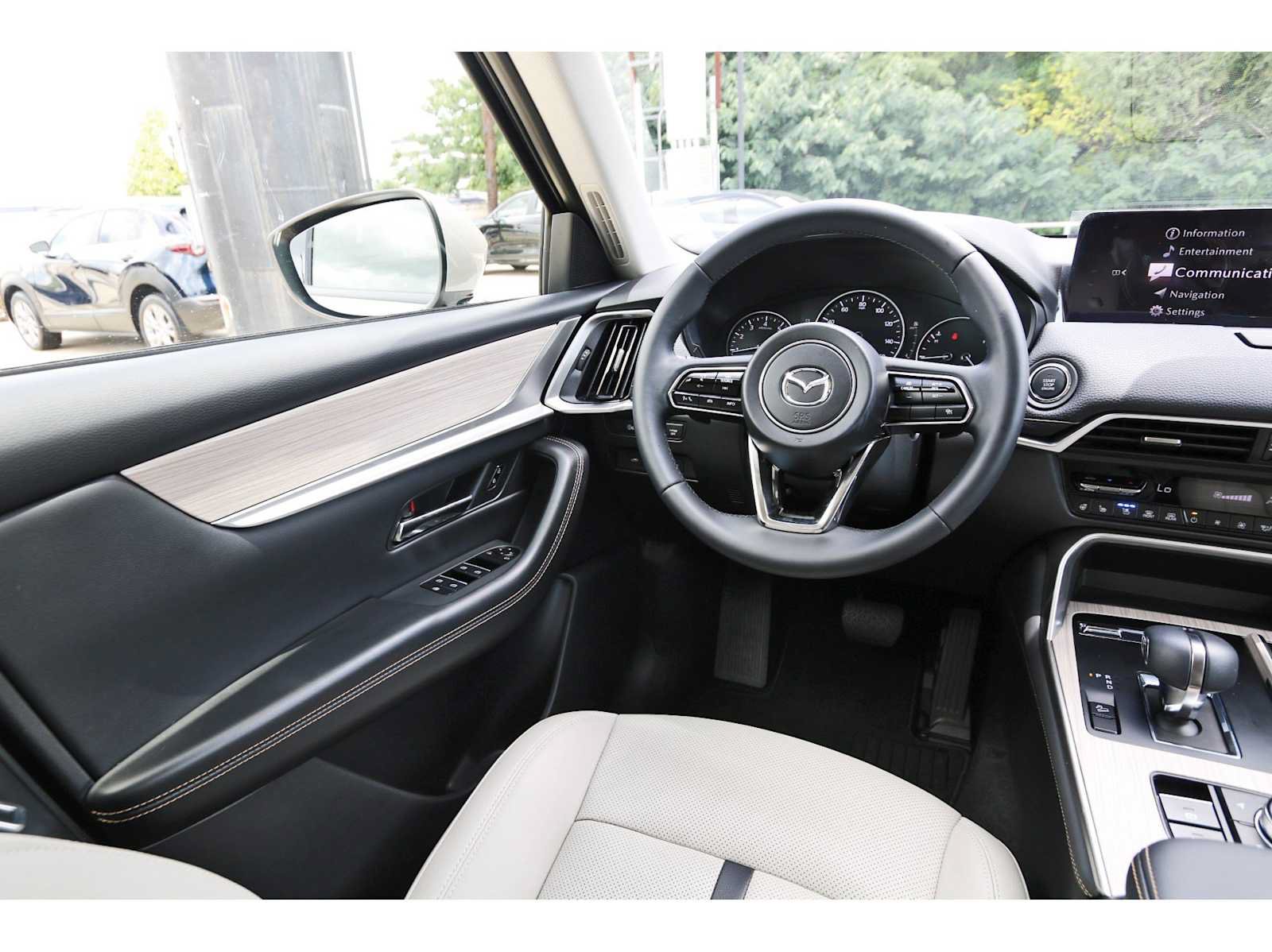 Used 2026 MAZDA CX-90 3.3 Turbo w/ Preferred Package AWD/4WD image 6