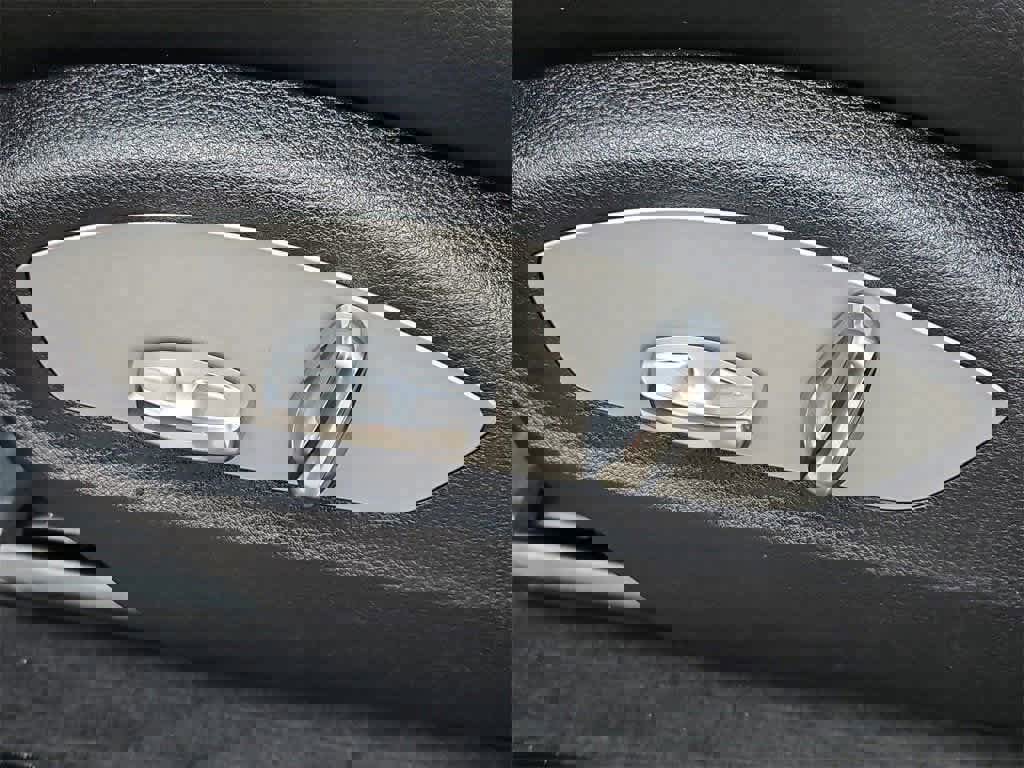 Certified 2025 Porsche Macan image 27