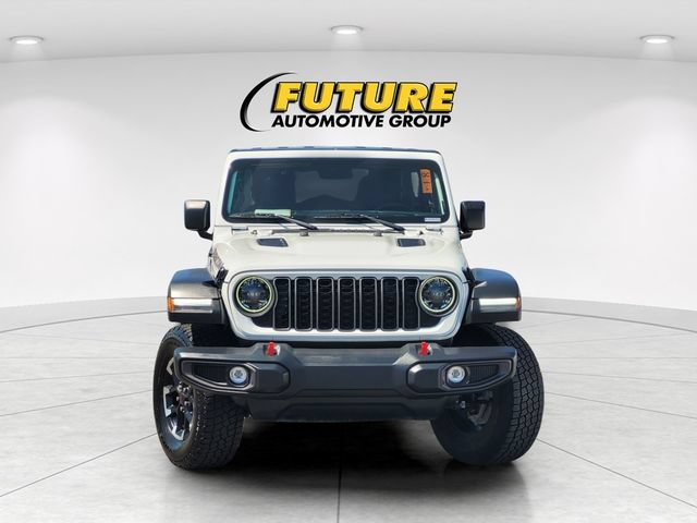 Used 2025 Jeep Wrangler Unlimited Rubicon AWD/4WD image 2
