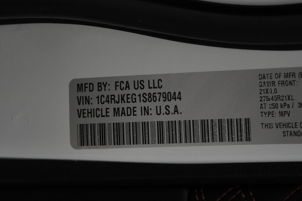 Certified 2025 Jeep Grand Cherokee L Summit AWD/4WD image 57