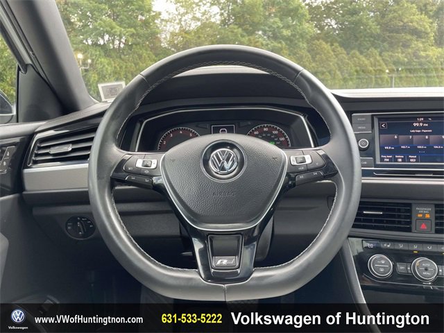 Certified 2019 Volkswagen Jetta R-Line w/ R-Line Cold Weather Package image 17