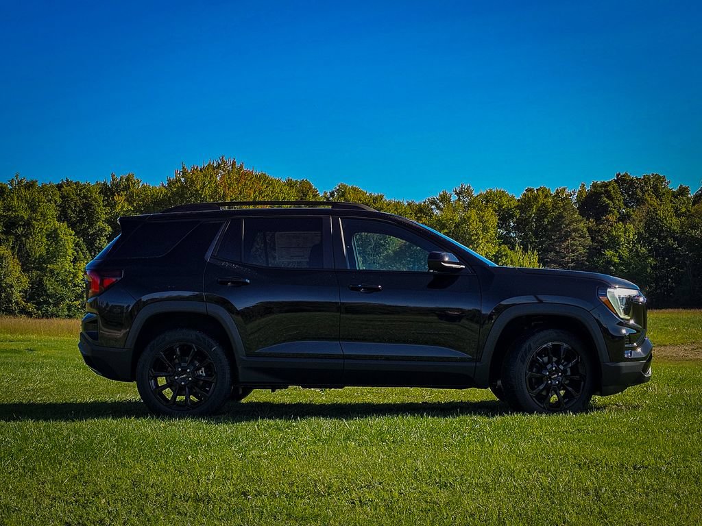 New 2027 GMC Terrain Elevation w/ Elevation Premium Package AWD/4WD image 2