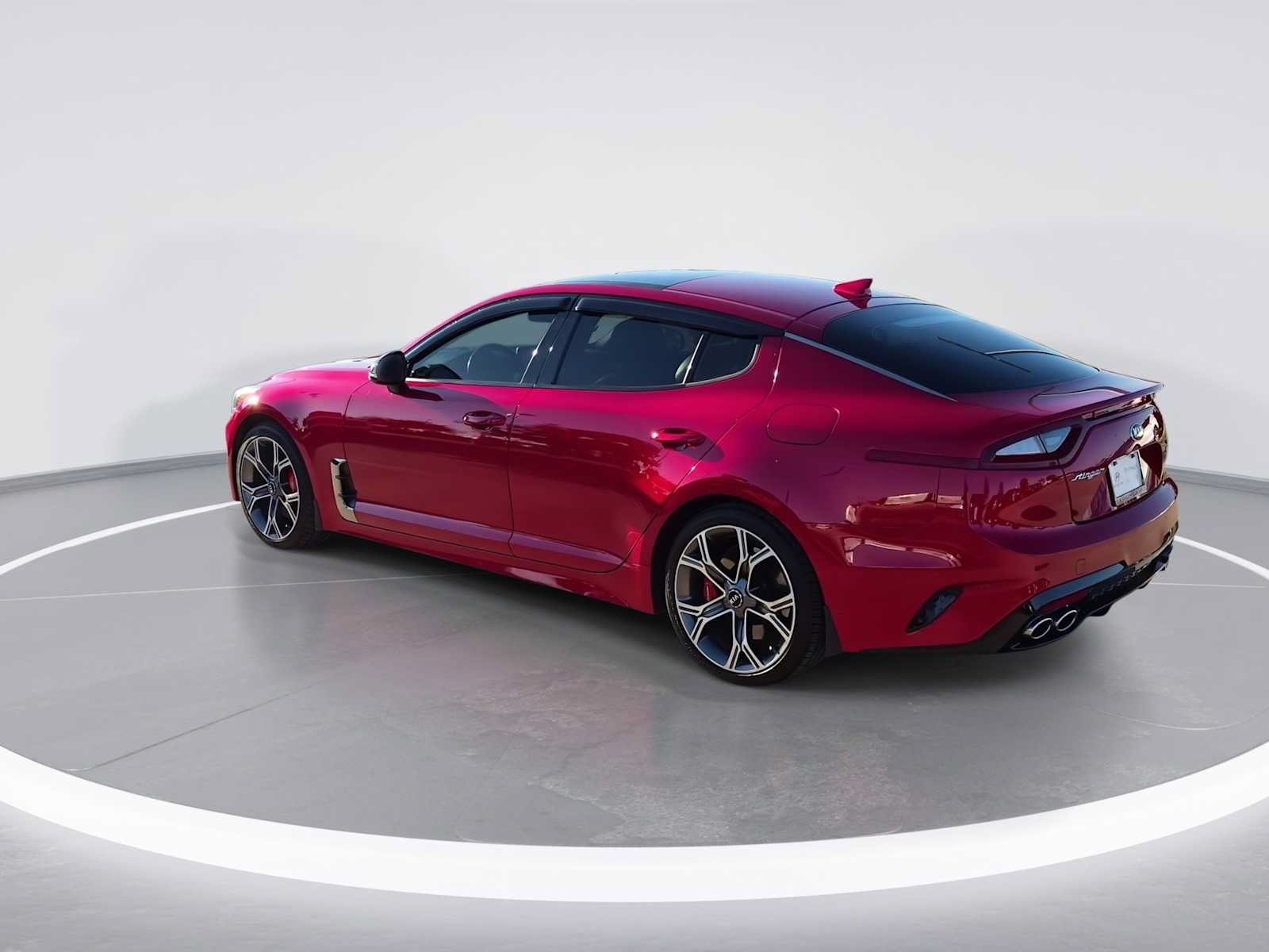 Used 2019 Kia Stinger GT2 AWD/4WD image 6
