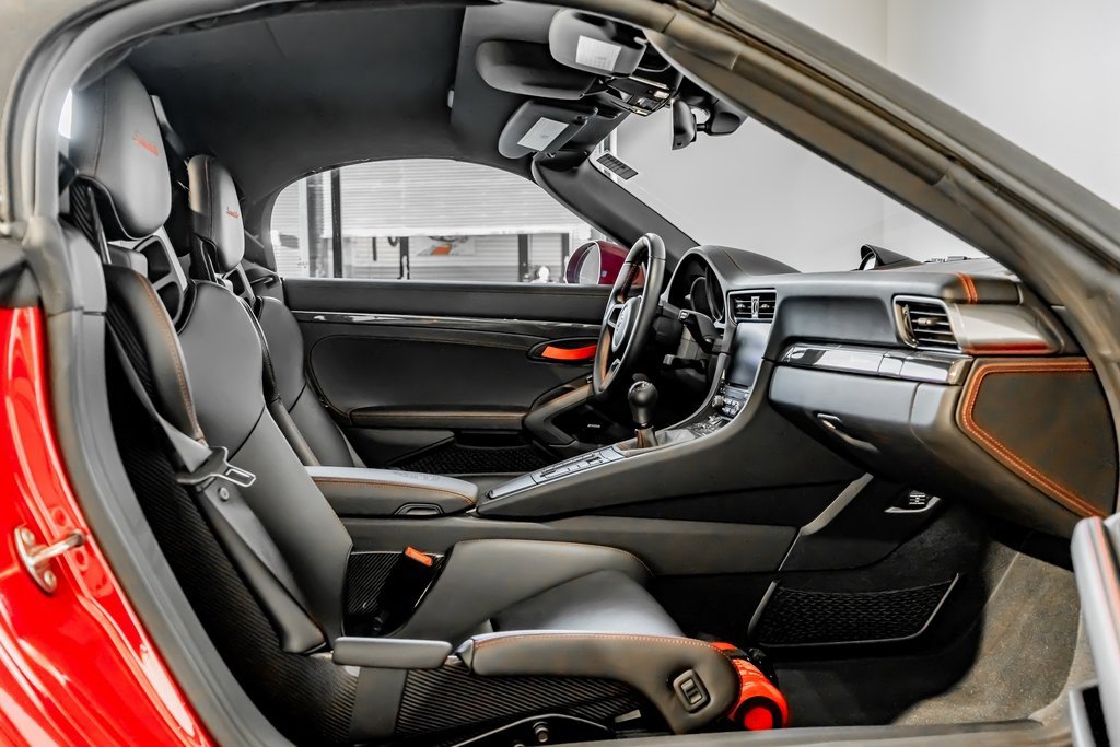 Certified 2019 Porsche 911 Speedster image 26