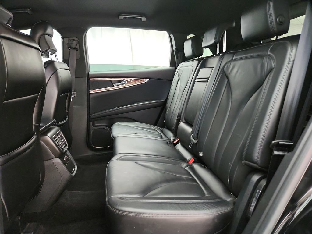Used 2016 Lincoln MKX Select w/ Select Plus Package AWD/4WD image 23