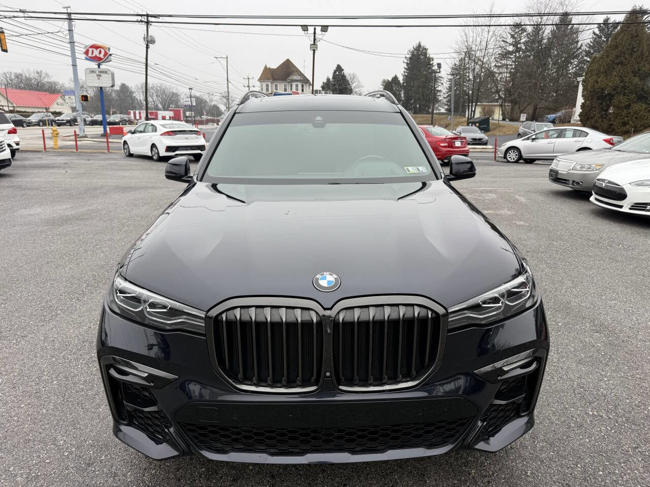 Used 2021 BMW X7 xDrive40i w/ M Sport Package image 2
