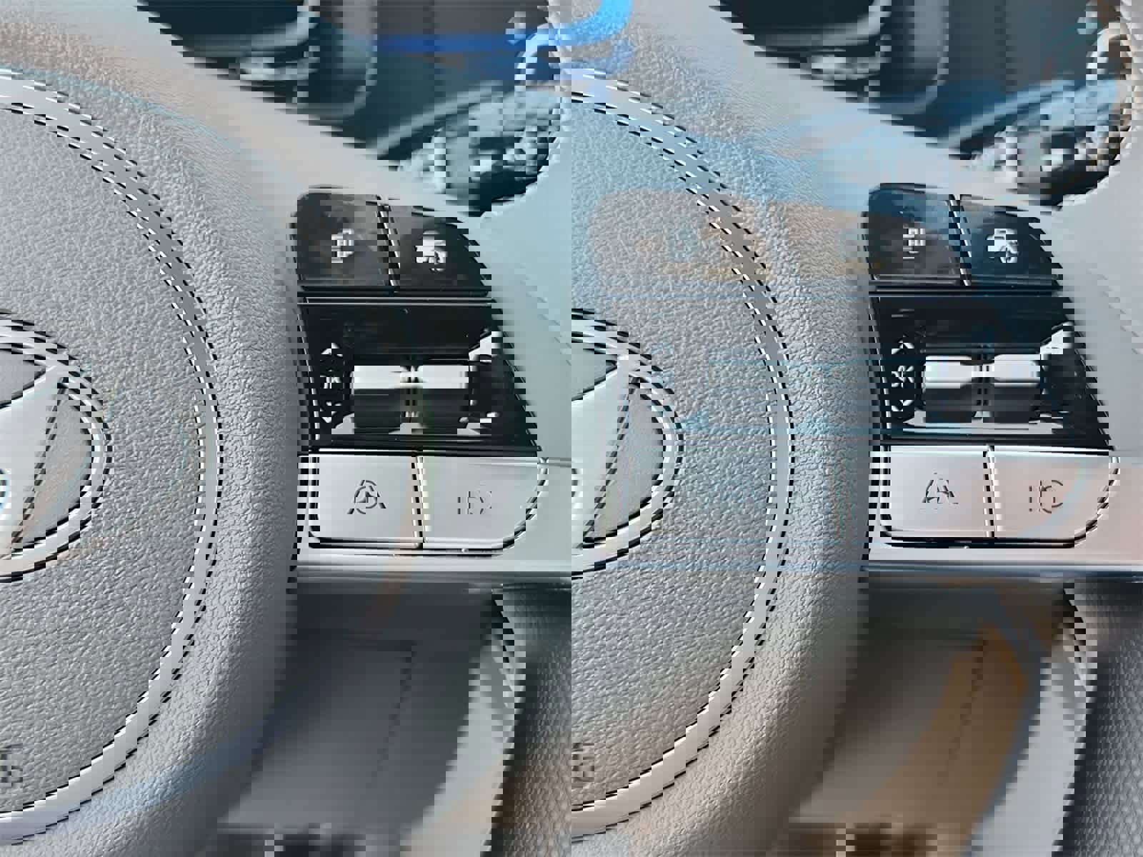 Used 2025 Hyundai Elantra Sport image 24