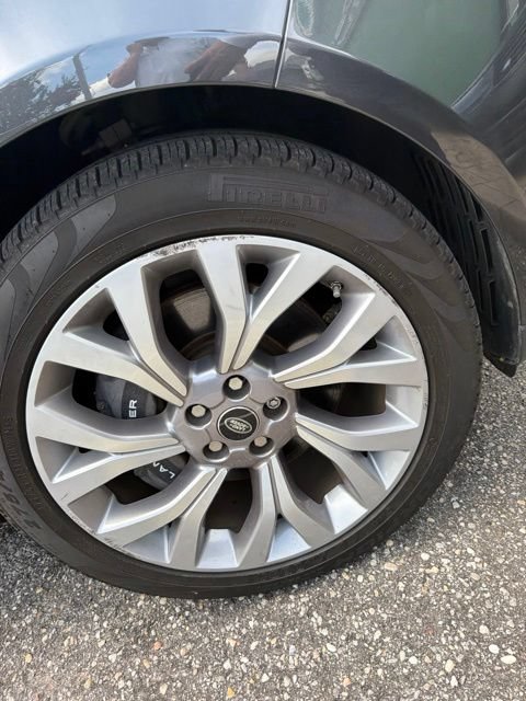 Used 2020 Land Rover Range Rover HSE AWD/4WD image 9