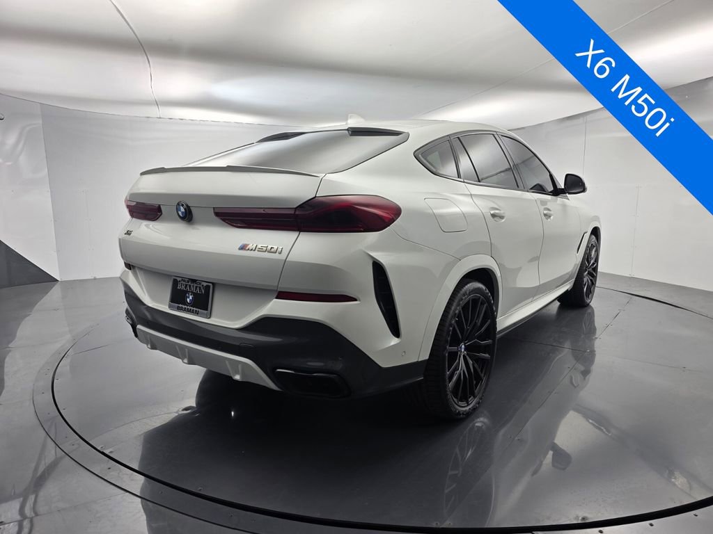 Used 2021 BMW X6 M50i w/ Premium Package image 4