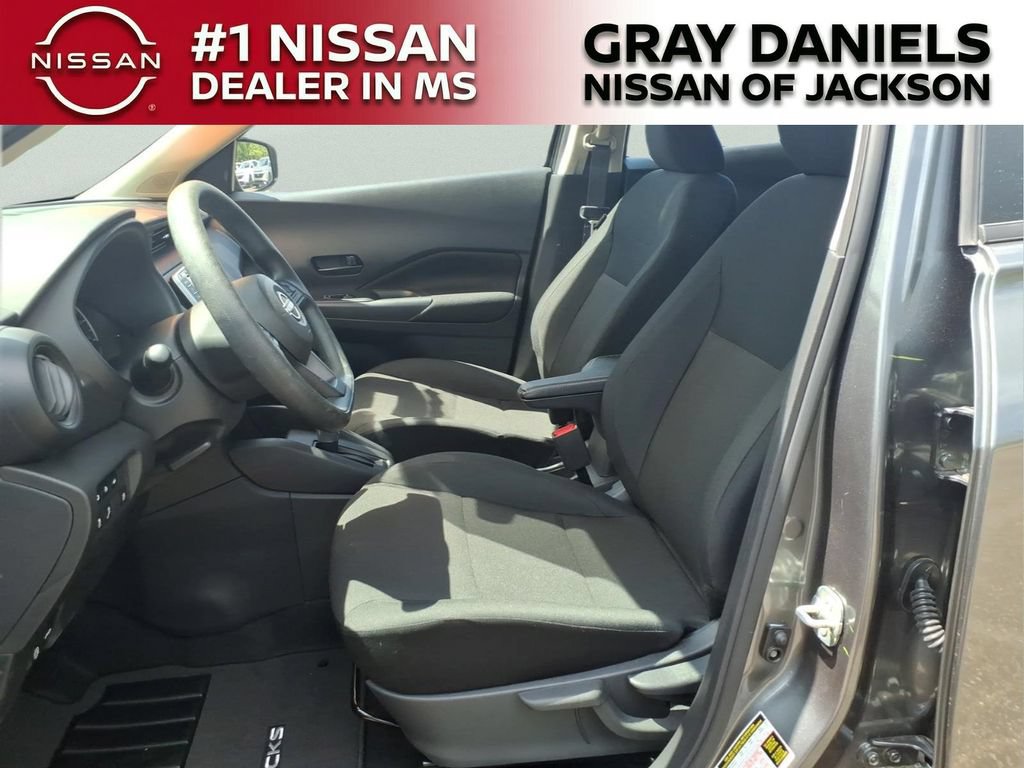 Certified 2025 Nissan Kicks Play S FWD image 24