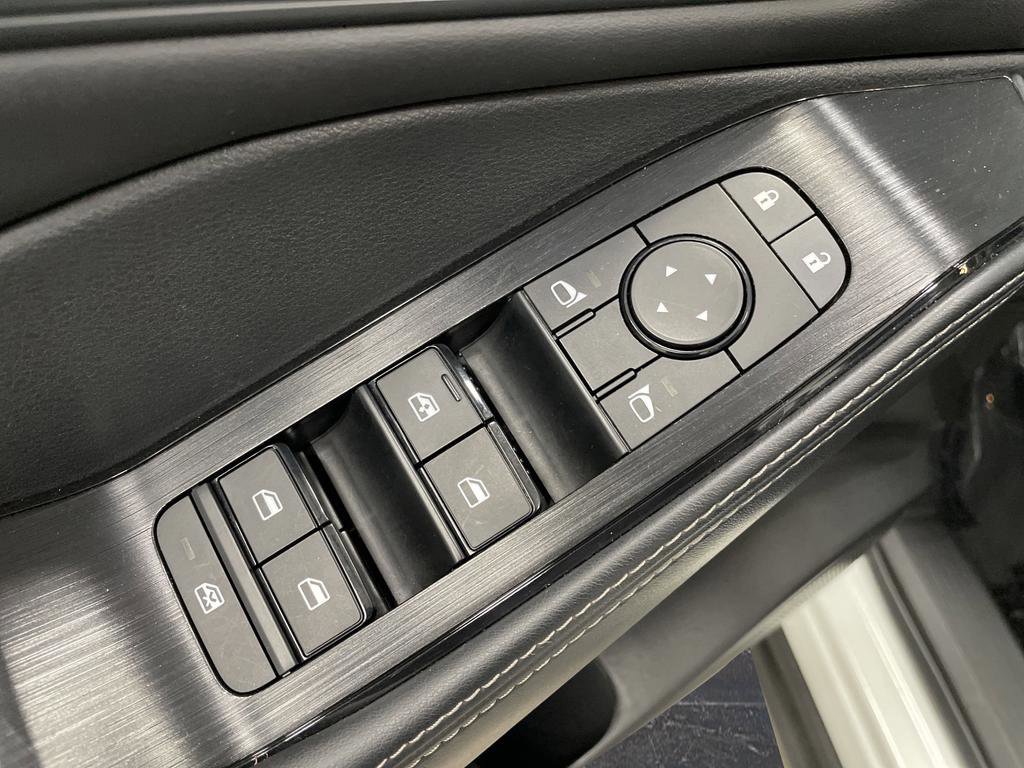 Used 2023 Nissan Rogue SV w/ SV Premium B Package image 28