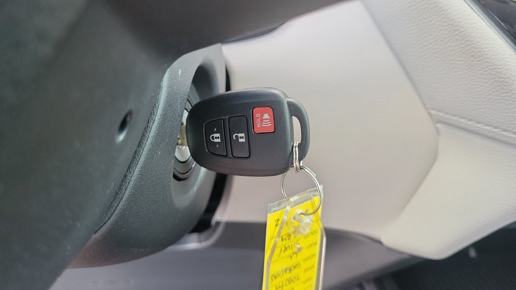 Used 2026 Toyota Corolla Cross L FWD image 22