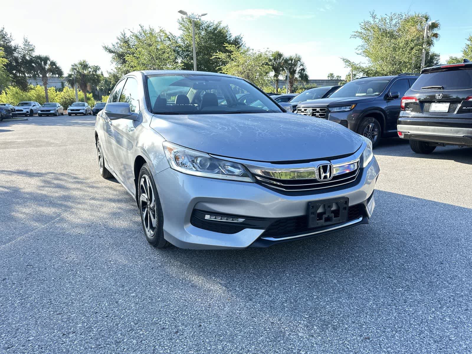 Used 2016 Honda Accord EX-L image 8