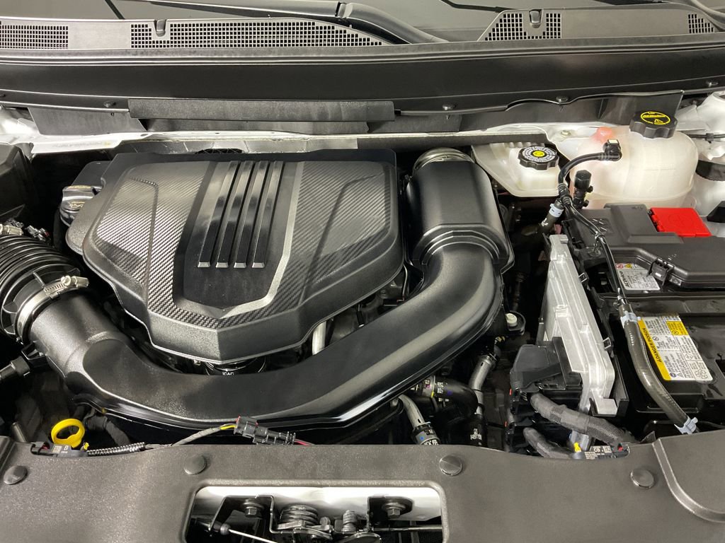 Used 2025 GMC Acadia AT4 image 28