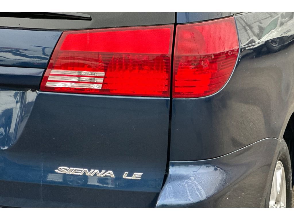 Used 2005 Toyota Sienna LE image 27