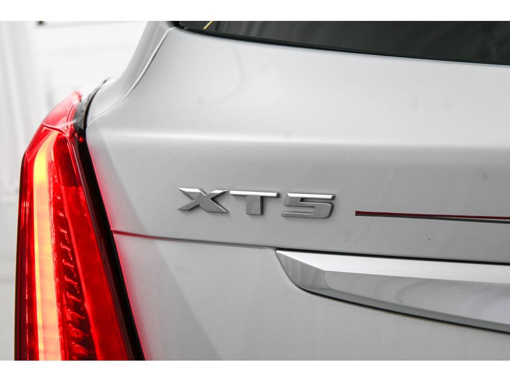 Used 2020 Cadillac XT5 Luxury FWD image 55