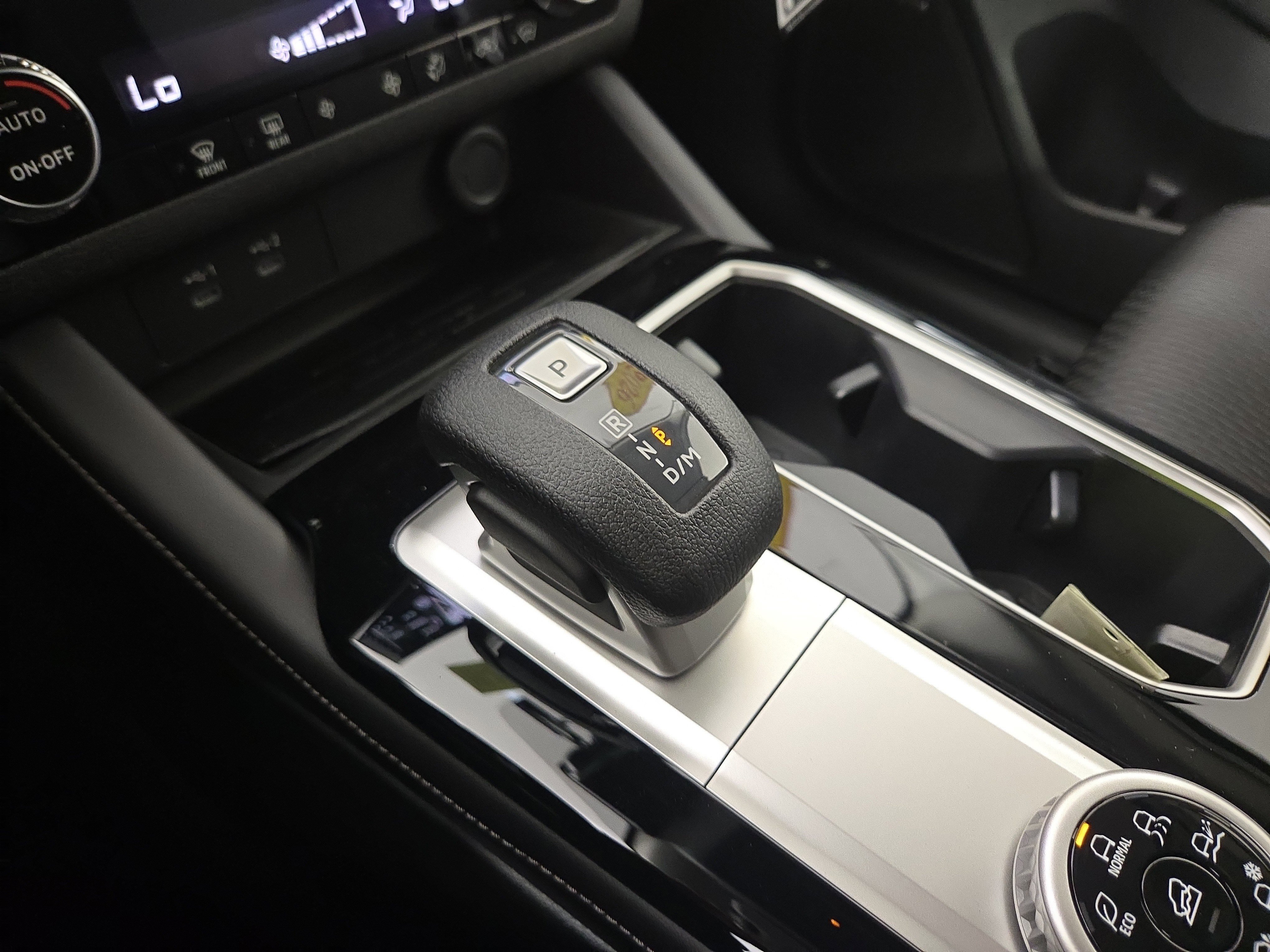 New 2026 Mitsubishi Outlander ES image 22