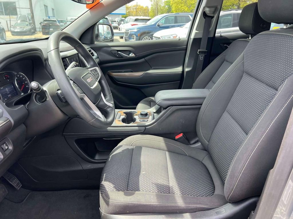 Used 2023 GMC Acadia SLE w/ Driver Convenience Package AWD/4WD image 18