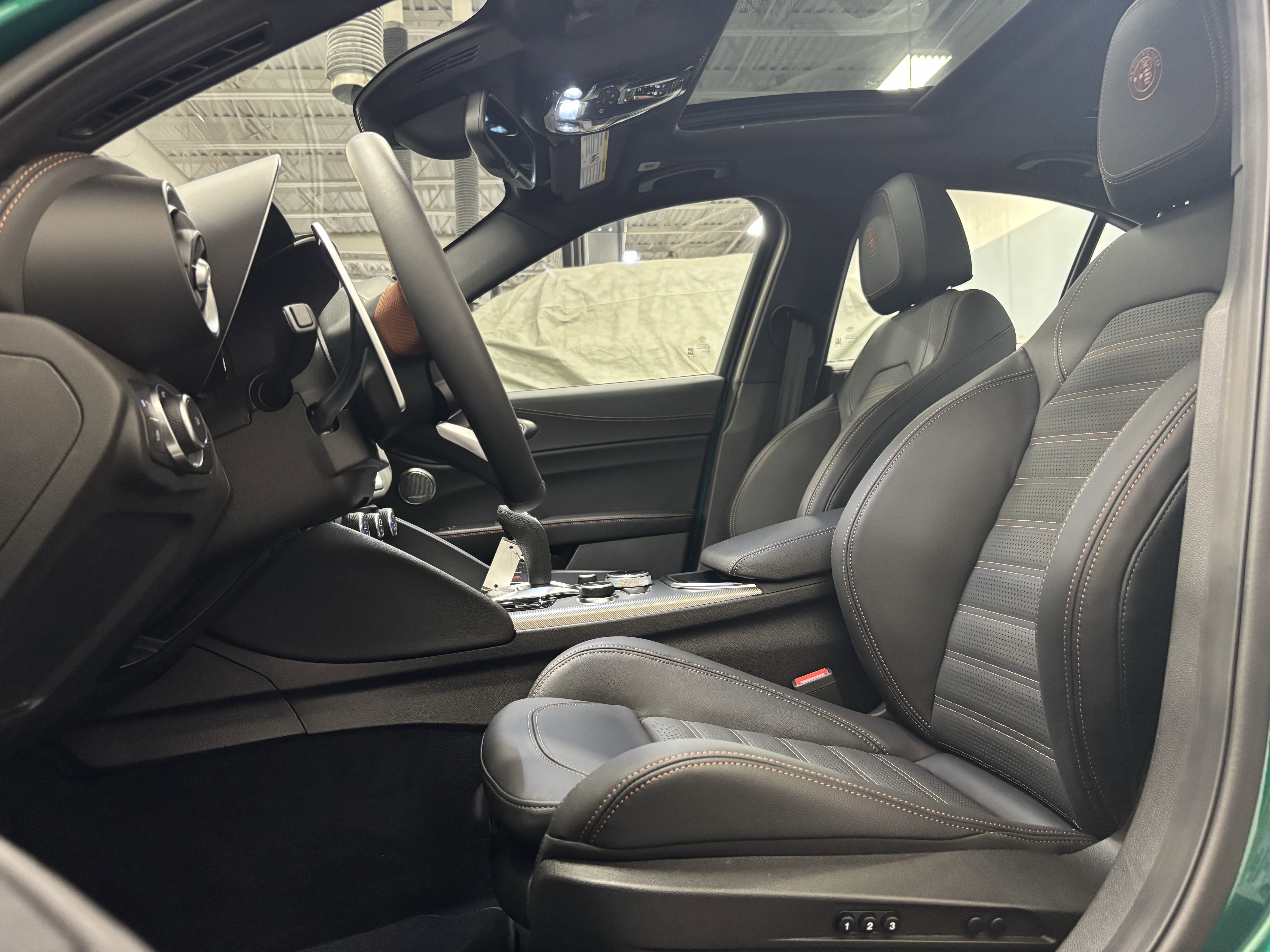 New 2025 Alfa Romeo Giulia AWD w/ Driving Assist Package image 5