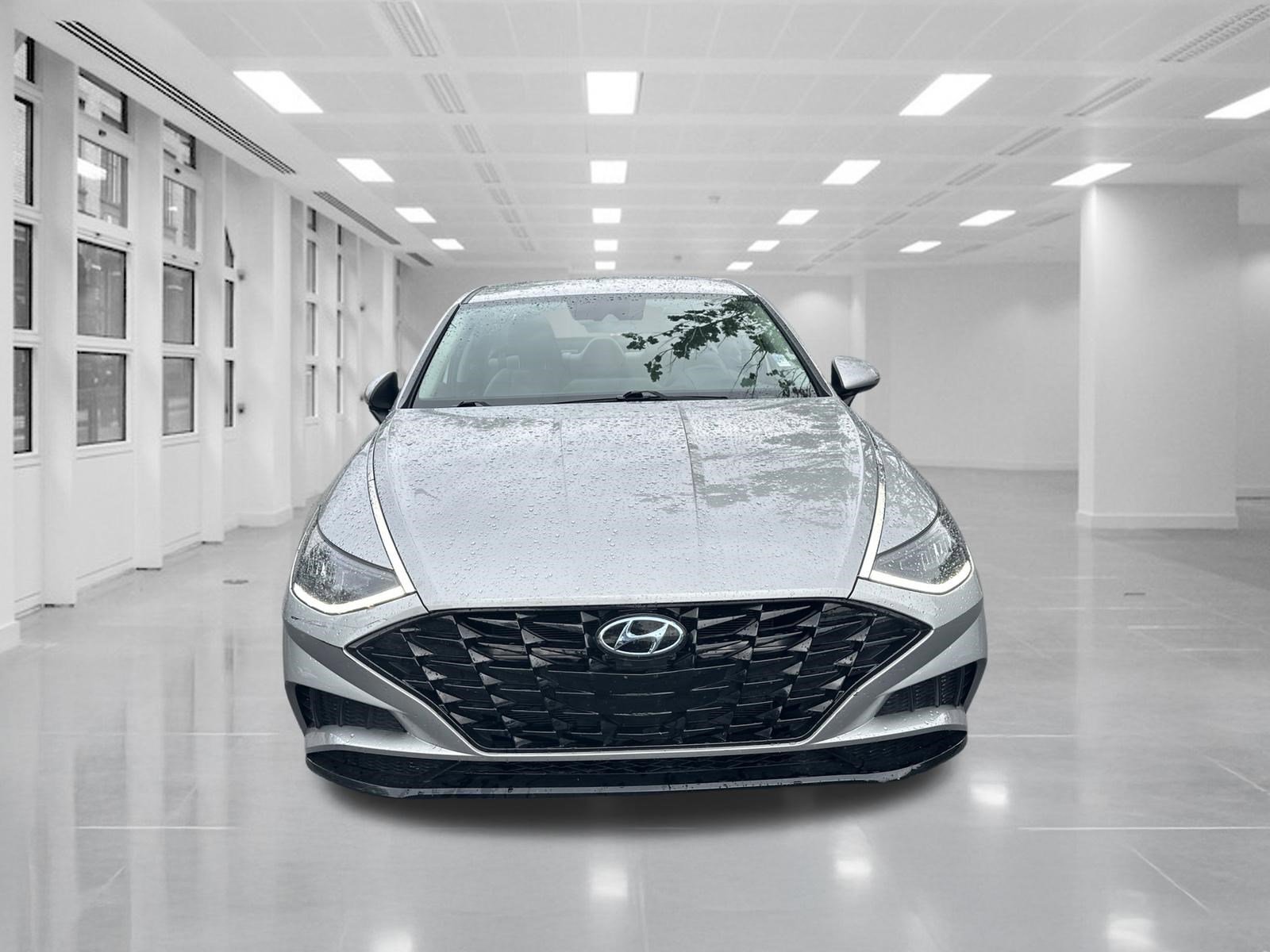 Used 2020 Hyundai Sonata SEL w/ Cargo Package FWD image 2