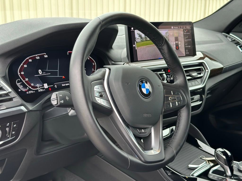 Certified 2023 BMW X4 xDrive30i w/ Premium Package AWD/4WD image 17