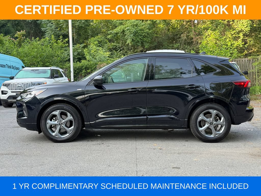 Used 2023 Ford Escape ST-Line w/ Tech Pack #1 AWD/4WD image 4