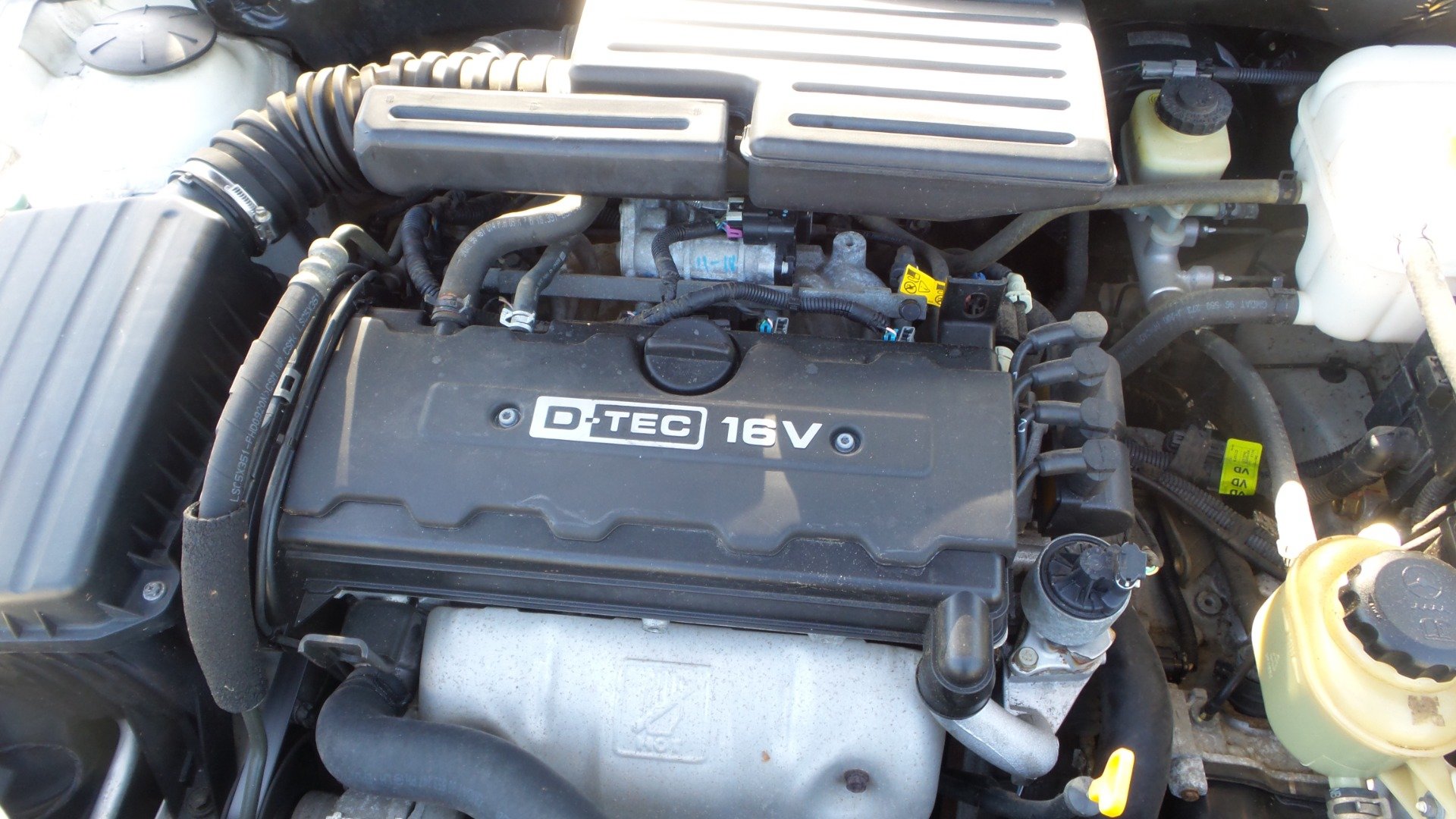 Used 2006 Suzuki Forenza Sedan FWD image 34