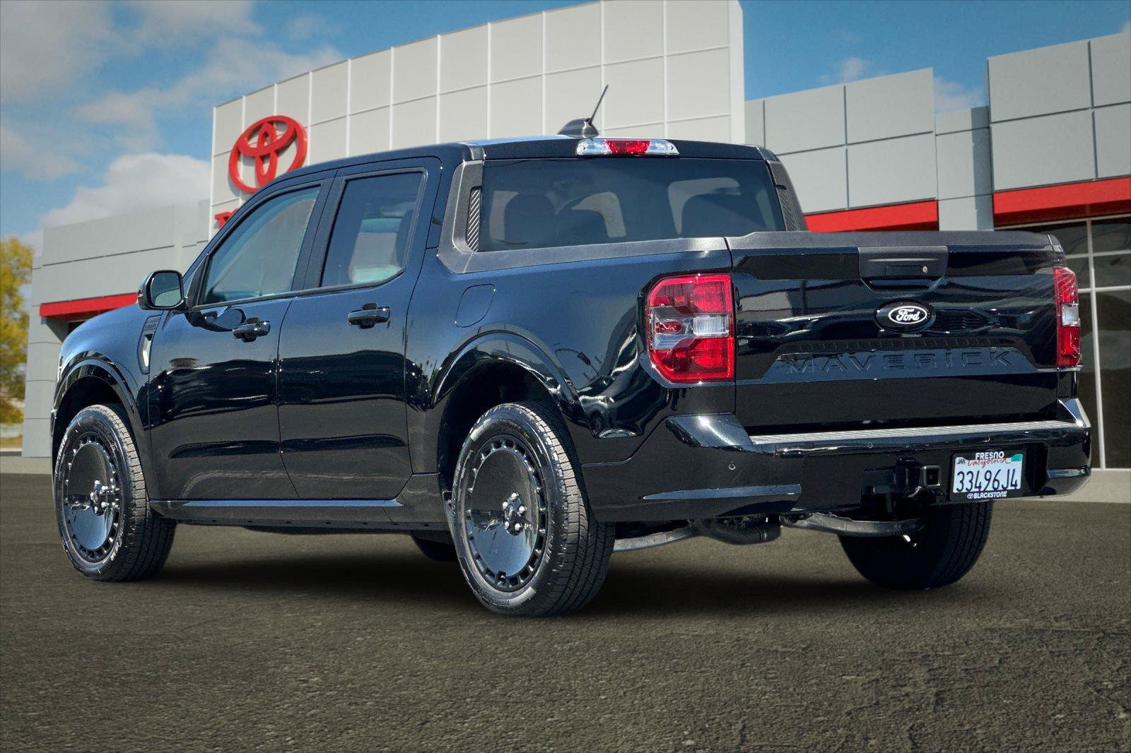 Used 2025 Ford Maverick Lobo AWD/4WD image 5