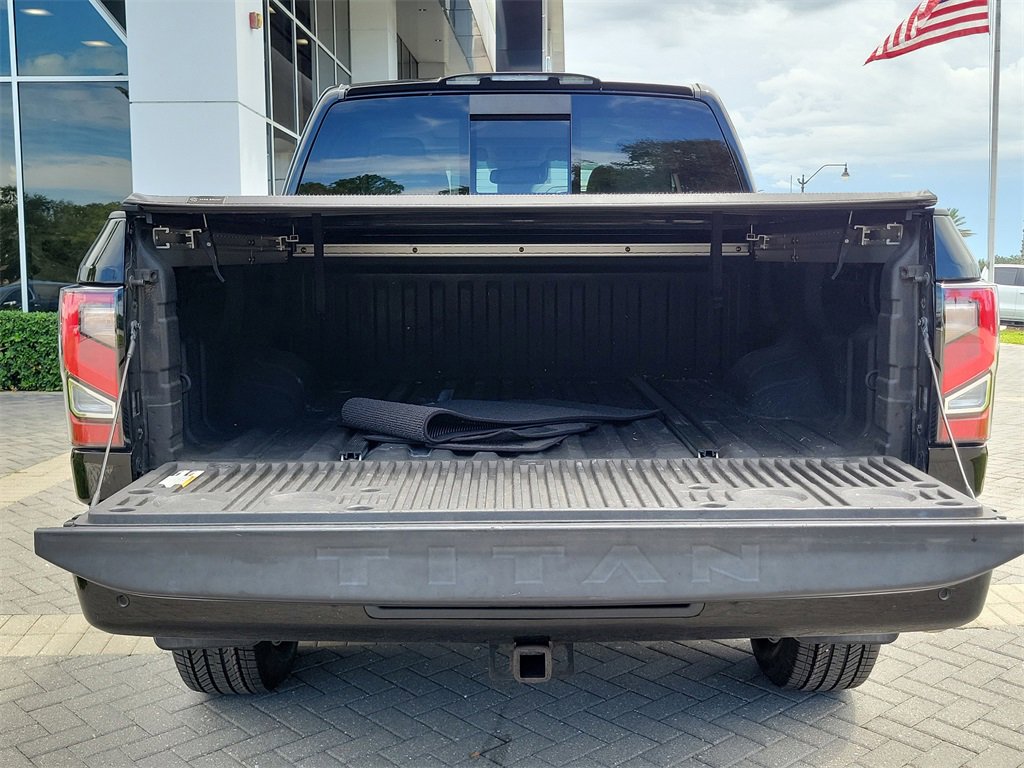 Used 2020 Nissan Titan SL w/ Moonroof Package image 13