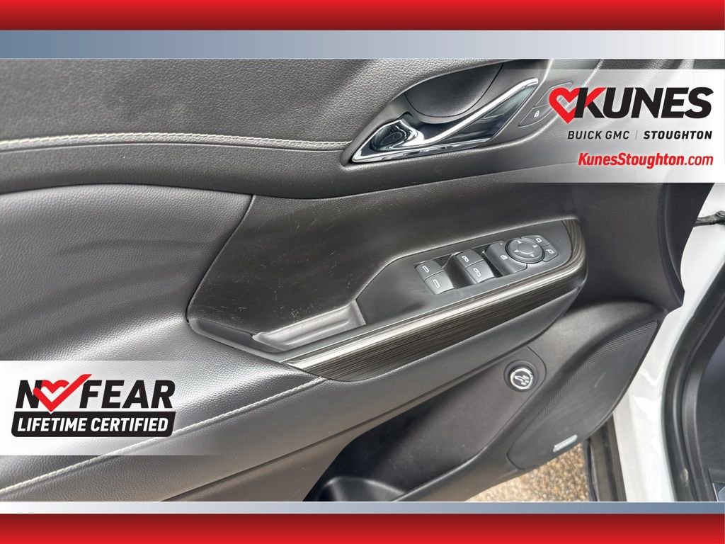 Used 2023 GMC Acadia SLT image 21