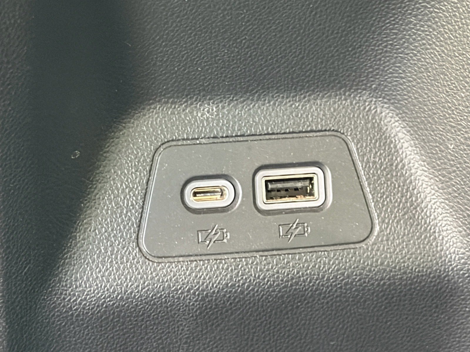 Used 2023 Buick Envision Preferred FWD image 15