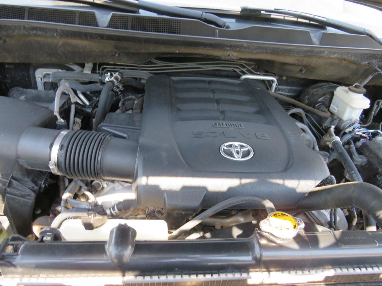 Used 2014 Toyota Sequoia SR5 w/ Sport Appearance Package image 34