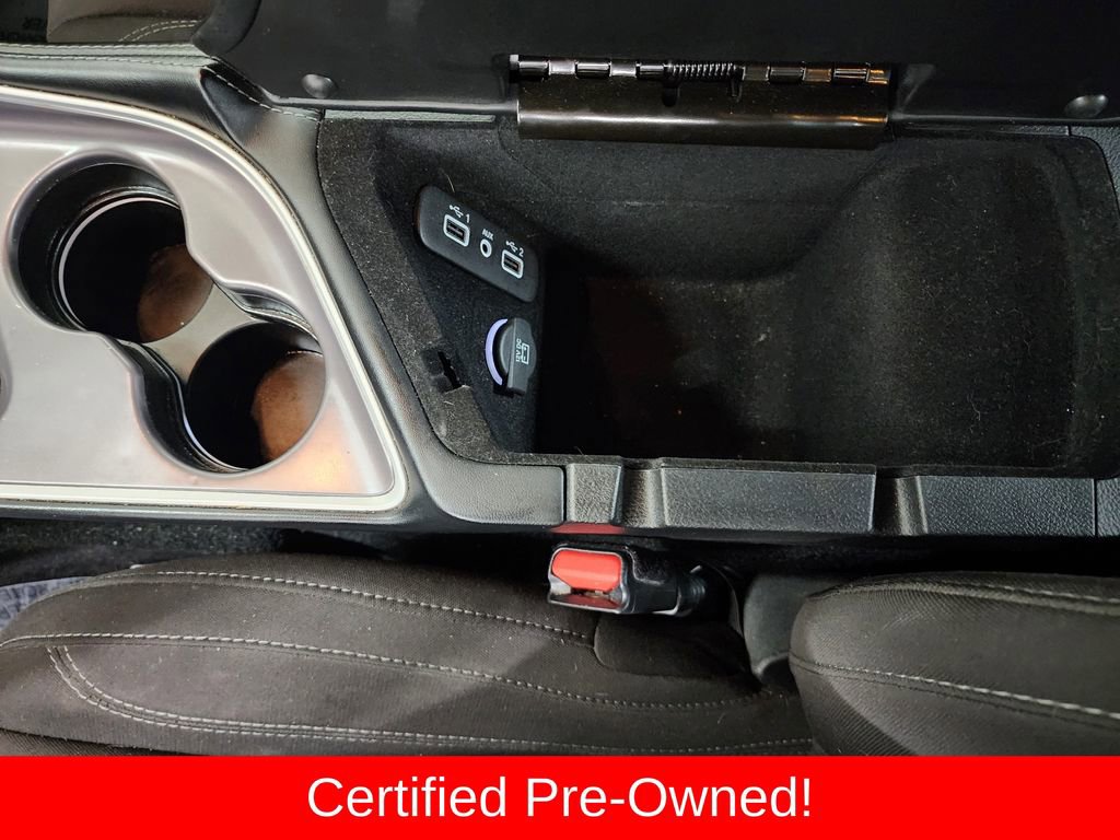 Certified 2022 Dodge Challenger SXT w/ Blacktop Package image 21