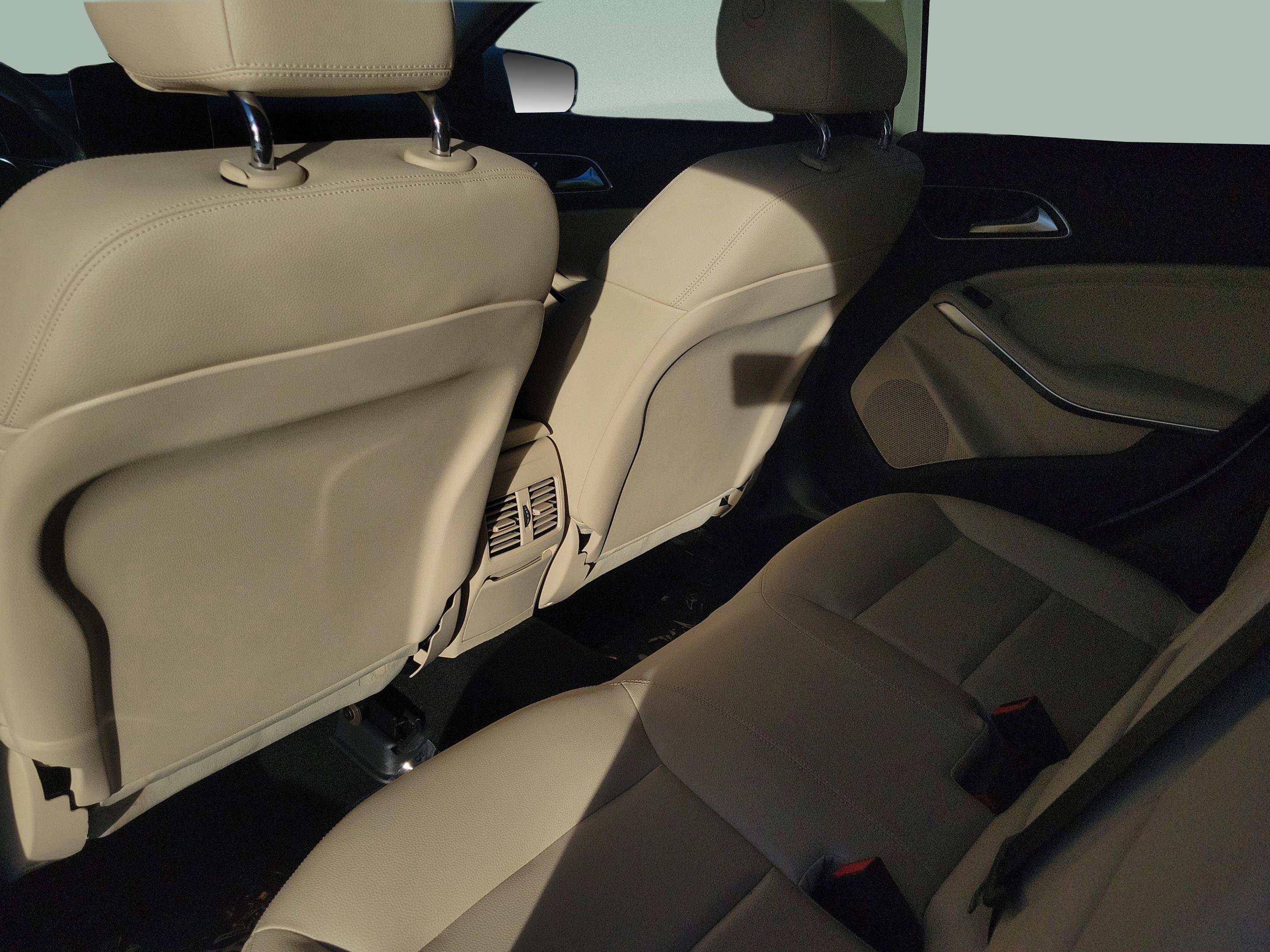 Certified 2018 Mercedes-Benz GLA 250 image 7