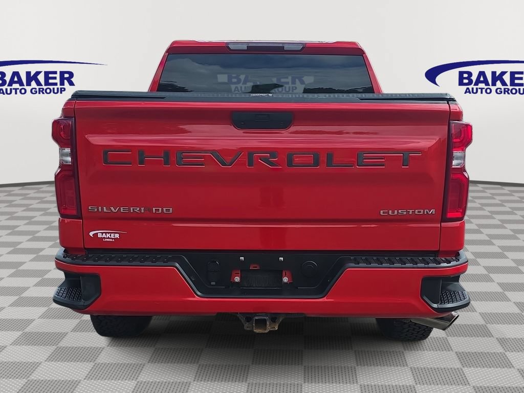 Used 2019 Chevrolet Silverado 1500 Custom w/ Custom Value Package AWD/4WD image 4