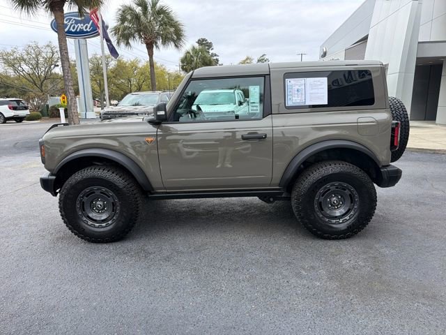 Used 2025 Ford Bronco Badlands image 5
