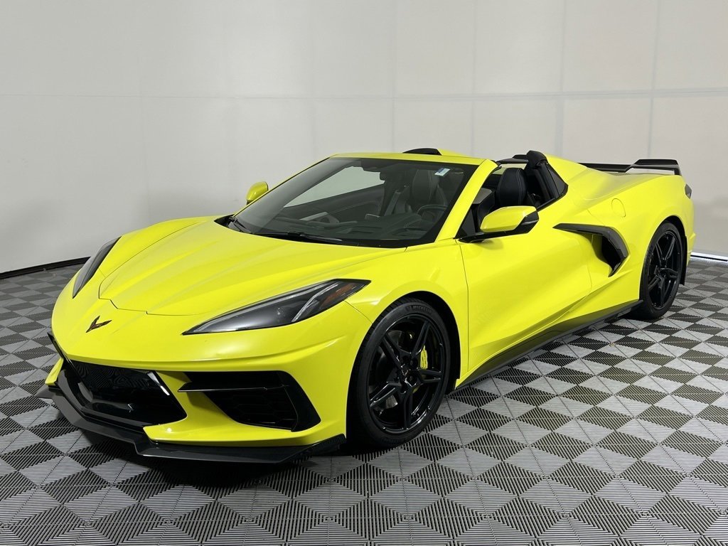 Used 2022 Chevrolet Corvette Stingray w/ Z51 Performance Package image 14