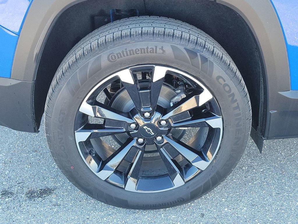 Used 2025 Chevrolet Equinox RS w/ Safety and Technology Package image 13