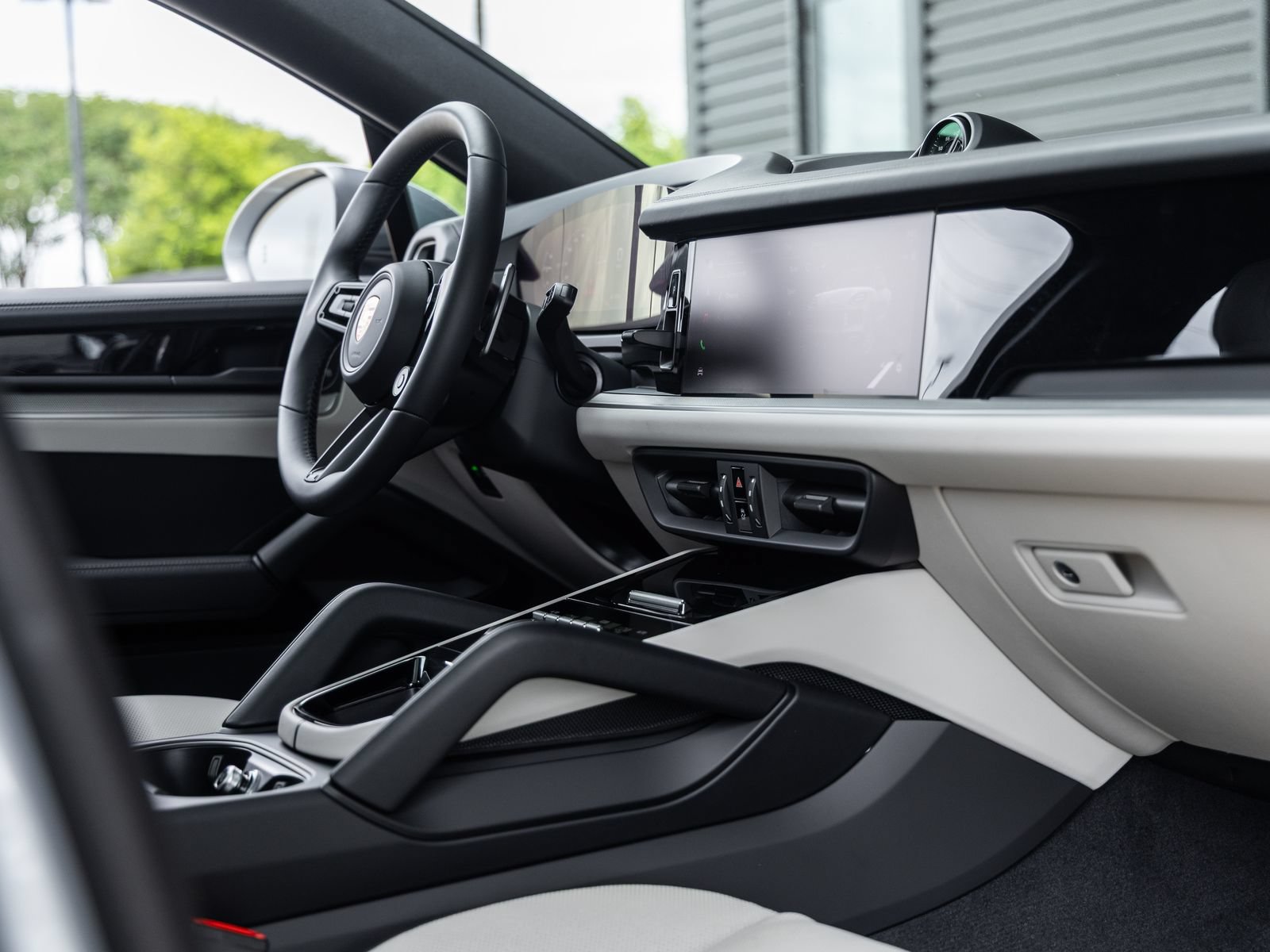 New 2026 Porsche Cayenne Coupe AWD/4WD image 46