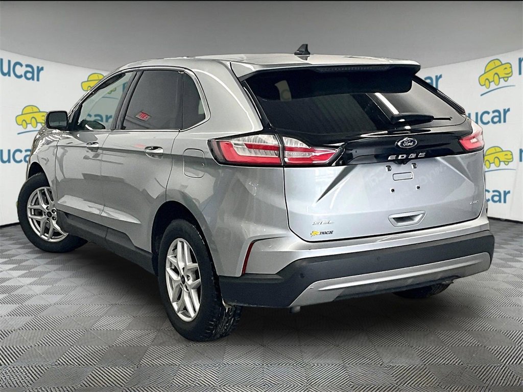 Used 2023 Ford Edge SEL image 4