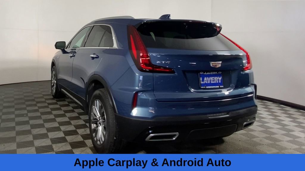Used 2025 Cadillac XT4 Premium Luxury w/ Cold Weather Package image 10
