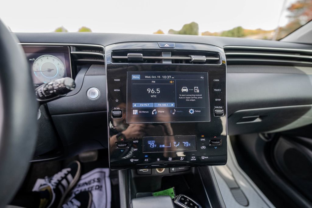 Used 2023 Hyundai Tucson SEL w/ Convenience Package image 16