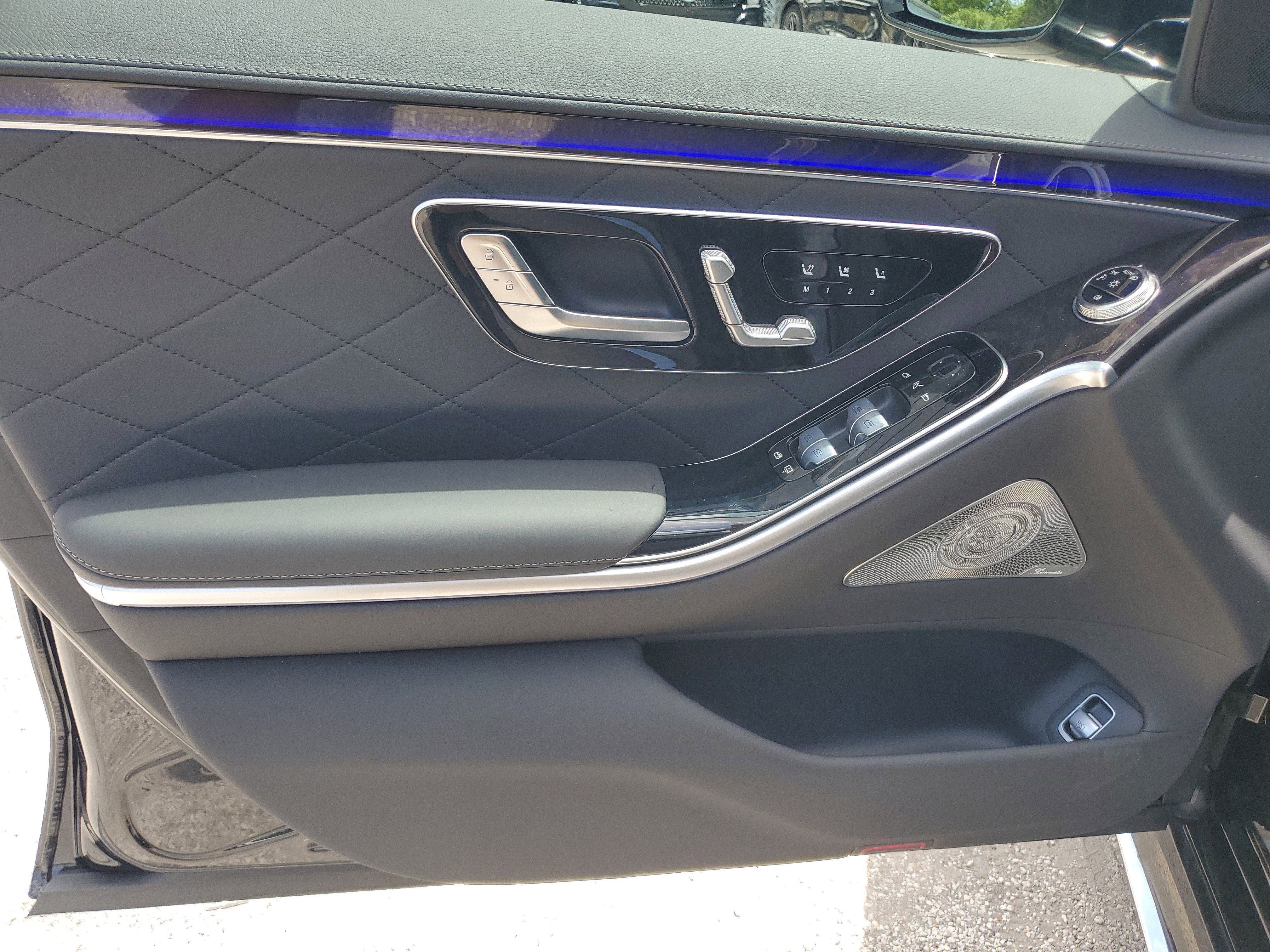 New 2026 Mercedes-Benz S 580e 4MATIC Sedan image 17