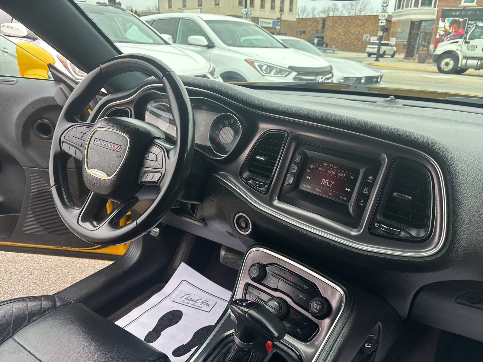 Used 2017 Dodge Challenger R/T image 18