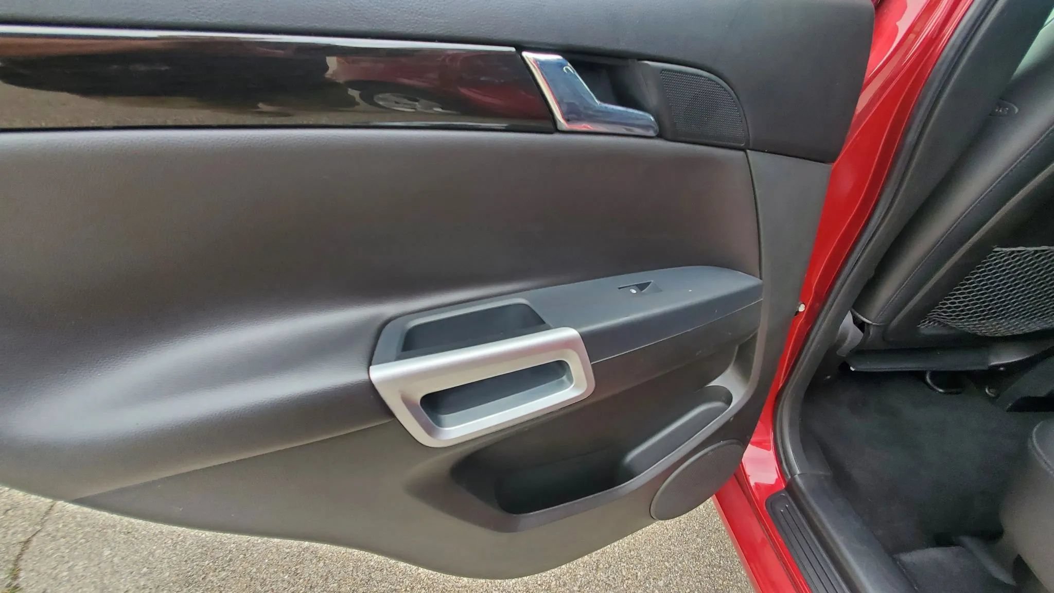Used 2014 Chevrolet Captiva Sport LTZ FWD image 23